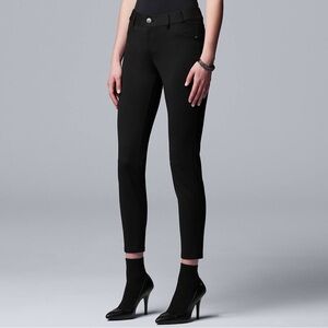 Simply Vera High-Rise Skinny Effortless Ponte Pant in Black Size L